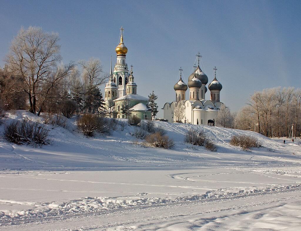 Дорога на Русский Север - тур на 5 дней по маршруту Архангельск -  Северодвинск - Вельск - Вологда - Антониево-Сийский монастырь - Малые  Корелы. Описание экскурсии, цены и отзывы.