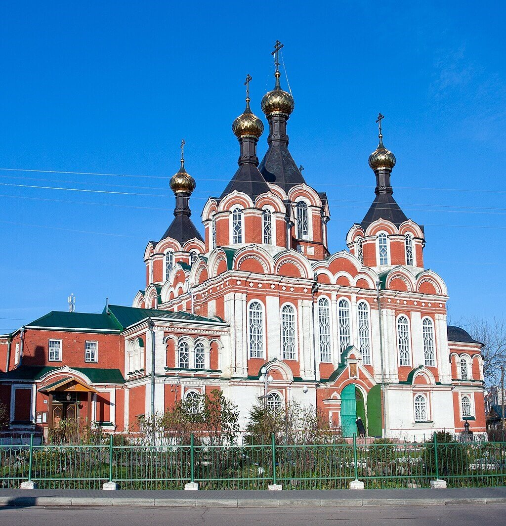 Масленица в городе четырёх корон - тур на 2 дня по маршруту Вербилки -  Кимры - Дмитров. Описание экскурсии, цены и отзывы.