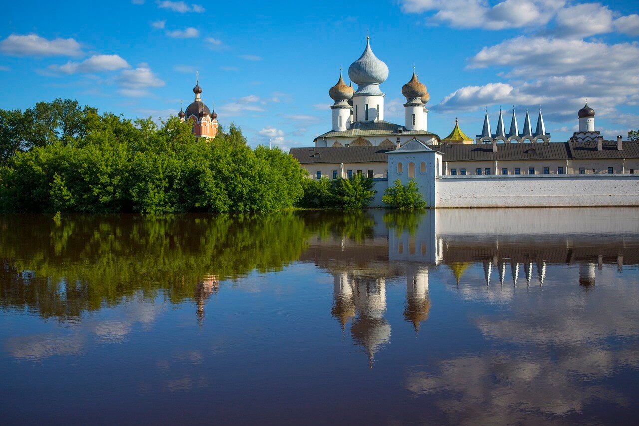 Тихвин, 1 день (для школьных групп) - экскурсия. Описание экскурсии, цены и  отзывы.