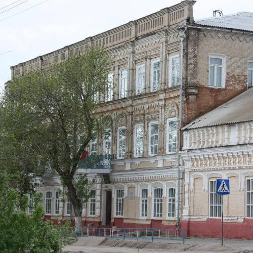 Усадьба Грязева (ныне педагогический колледж). Фото: Russo turista, CC BY-SA 3.0 https://creativecommons.org/licenses/by-sa/3.0, via Wikimedia Commons