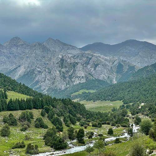 Кыргыз-Ата. Фото: Oldnewleftist, CC BY-SA 4.0 https://creativecommons.org/licenses/by-sa/4.0, через Викисклад