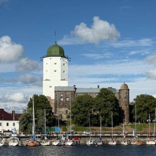 Фотограф: Ivan Ermakov: https://www.pexels.com/ru-ru/photo/33384818/