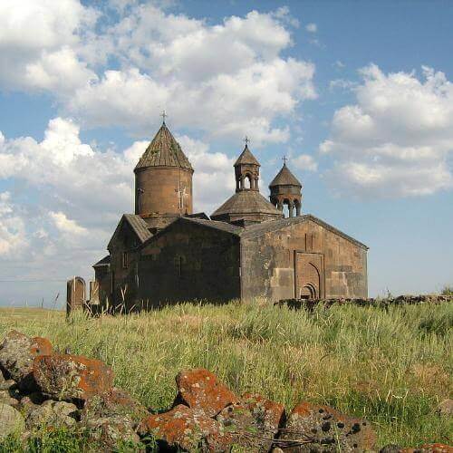 Сагмосаванк. Фото: Hreshtak, CC BY-SA 3.0 https://creativecommons.org/licenses/by-sa/3.0, via Wikimedia Commons