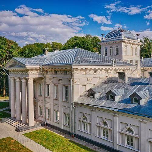Фото: Andrey Kukharenko from Gomel, Belarus, CC BY 2.0 https://creativecommons.org/licenses/by/2.0, via Wikimedia Commons
