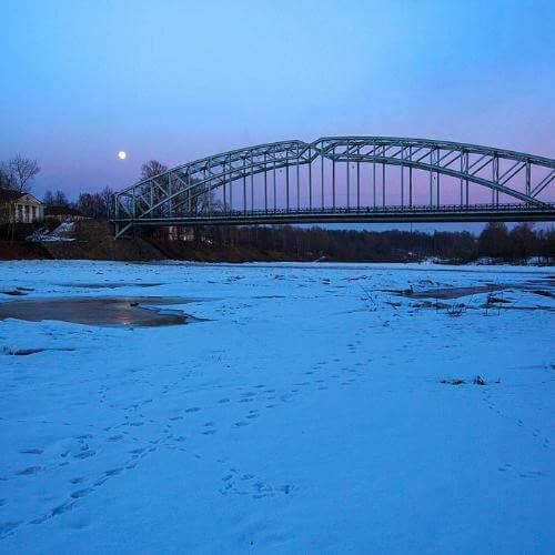 Первый арочный мост. Фото: Olga1969, CC BY-SA 4.0 https://creativecommons.org/licenses/by-sa/4.0, via Wikimedia Commons