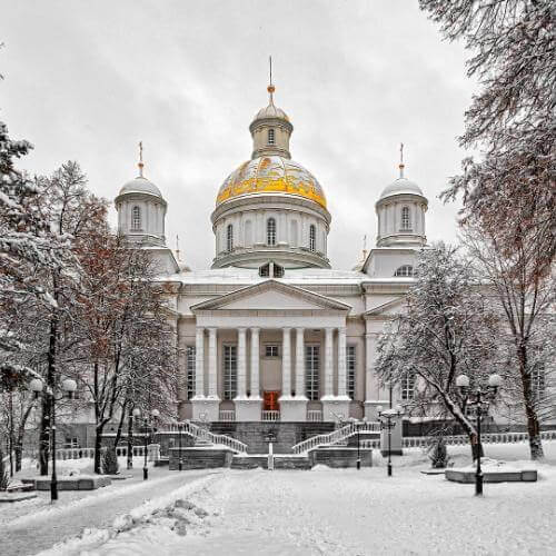 Пензенский Спасский кафедральный собор зимой. Фото: Aleksey Makeev, CC BY 4.0 https://creativecommons.org/licenses/by/4.0, via Wikimedia Commons