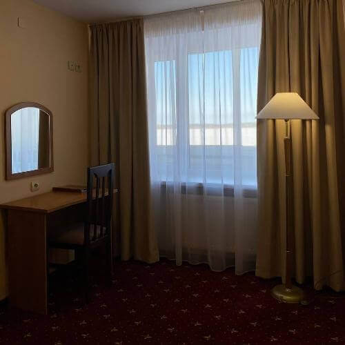 2-комнатный Люкс (с видом на озеро)                        