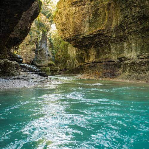 Фото: Paata vardanashvili, CC BY-SA 4.0 https://creativecommons.org/licenses/by-sa/4.0, via Wikimedia Commons