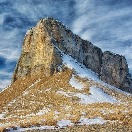 Малый Тхач. Фото: Synaps-s, CC BY-SA 4.0 https://creativecommons.org/licenses/by-sa/4.0, via Wikimedia Commons