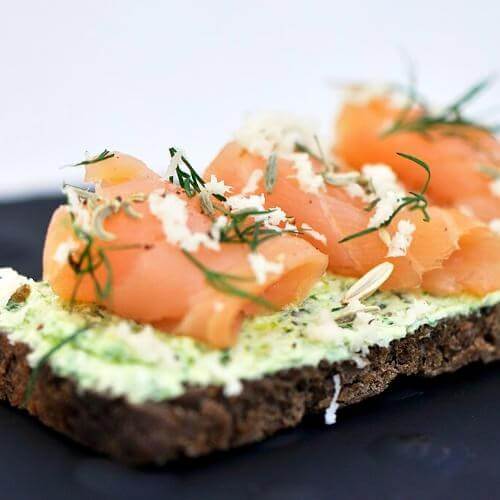 Kallrökt. Фото: Schefferbird, CC BY-SA 3.0 https://creativecommons.org/licenses/by-sa/3.0, via Wikimedia Commons