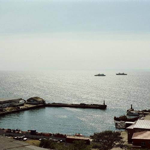 Порт Корсаков. Фото: Artem Svetlov, CC BY 4.0 https://creativecommons.org/licenses/by/4.0, через Викисклад