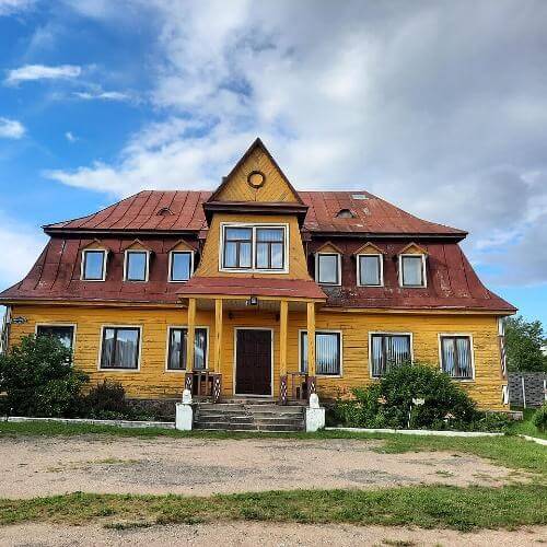 Фото: Zelyoniy.anton, Гольшаны, Гродненская область, Wikimedia Commons, лицензия CC BY-SA 4.0.