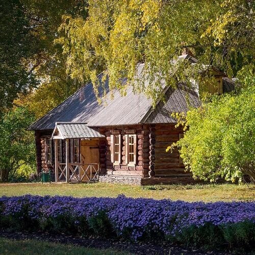 Дом ключника. Елисеева68, CC BY-SA 4.0 https://creativecommons.org/licenses/by-sa/4.0, via Wikimedia Commons