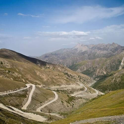 Taldyk Pass. Фото: Gustavo Jeronimo from Aranjuez, Spain, CC BY 2.0 https://creativecommons.org/licenses/by/2.0, via Wikimedia Commons