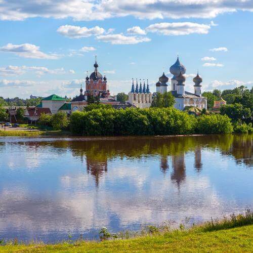 Olga1969, CC BY-SA 4.0 https://creativecommons.org/licenses/by-sa/4.0, via Wikimedia Commons