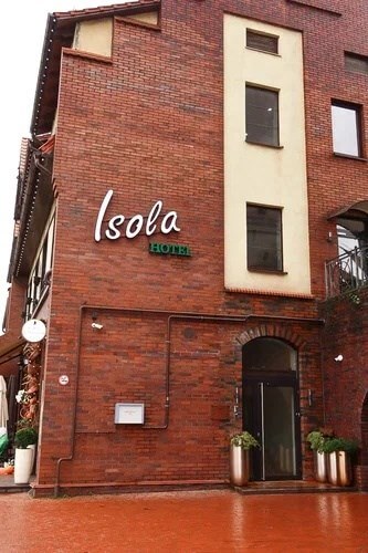 Отель «Изола»