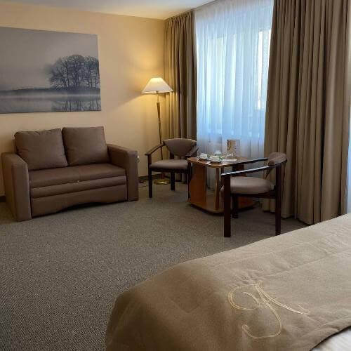 1-комнтаный Люкс (с видом на озеро)                        