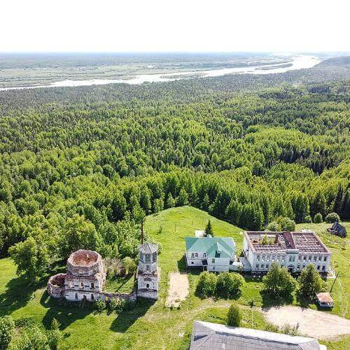 Монастырь Богородский Красногорский. Фото: Александр Антонов гугл-картовский, CC BY-SA 4.0 https://creativecommons.org/licenses/by-sa/4.0, via Wikimedia Commons