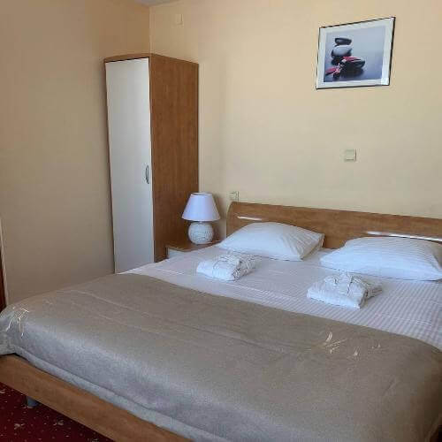 2-комнатный Люкс (с видом на озеро)            