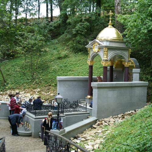 Источник преподобного Давида в с. Талеж. Фото: E2v, CC BY-SA 3.0 https://creativecommons.org/licenses/by-sa/3.0, через Викисклад