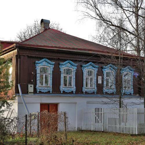 Дом писателя В.А. Солоухина. Фото: Константин Лосевский, CC BY-SA 4.0 https://creativecommons.org/licenses/by-sa/4.0, через Викисклад