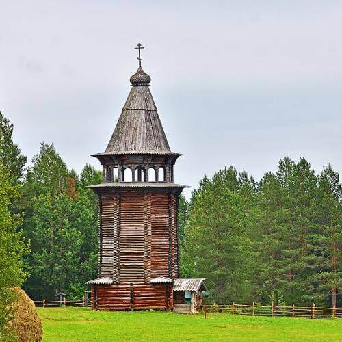 Малые Корелы. Ludvig14, CC BY-SA 4.0 https://creativecommons.org/licenses/by-sa/4.0, via Wikimedia Commons