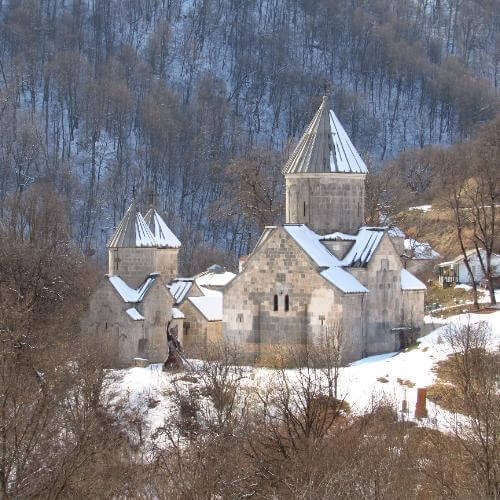 Комплекс монастыря Агарцин. Фото: Константинъ, CC BY-SA 4.0 https://creativecommons.org/licenses/by-sa/4.0, via Wikimedia Commons