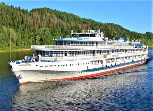 Теплоход «Н.В. Гоголь»