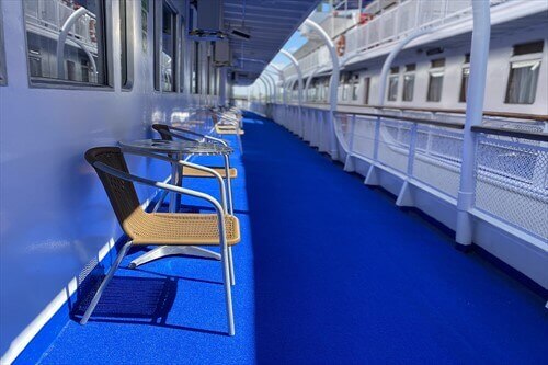 Средняя палуба