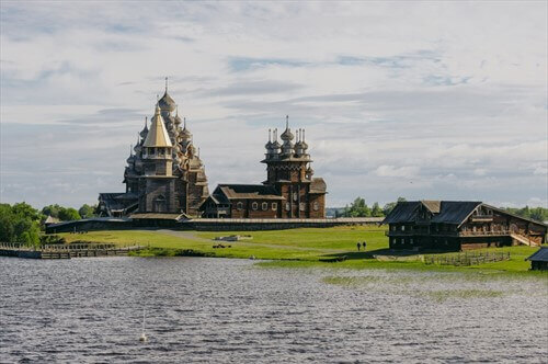 Серебряное ожерелье России