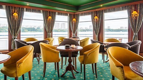 Панорамный бар «Хемингуэй» 