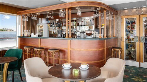 Панорамный бар «Клюква»