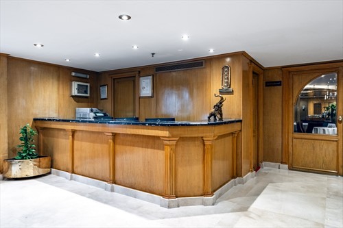 Круглосуточная стойка информации