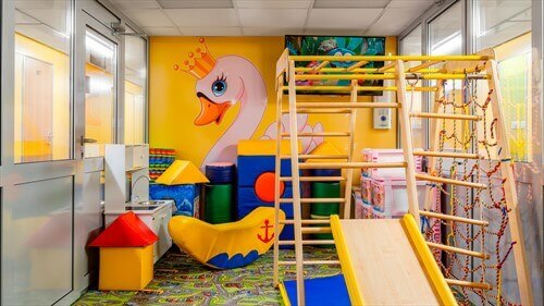 Детский клуб «Маленький лебедь»