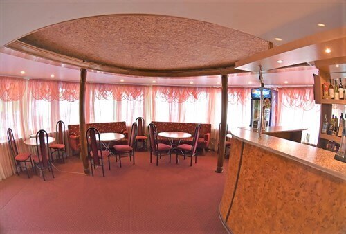 Бар кормовой