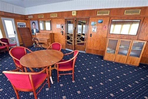 Музыкальный салон