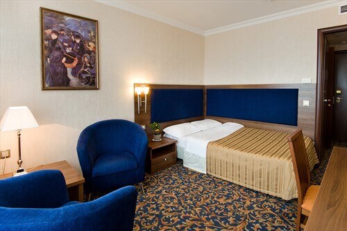 Гостиница Малахит***, Челябинск