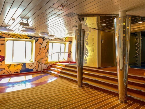 Двухэтажный театр Grande