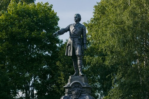 Два города Петра