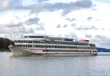 Теплоход «Русь»