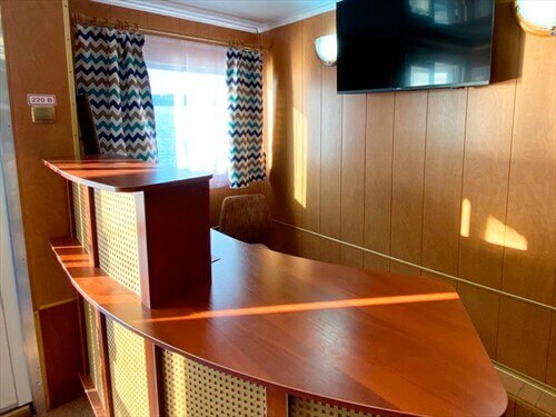 Стойка администратора