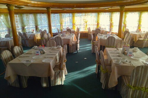 Верхний салон питания