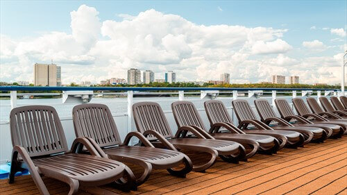 Солярий на солнечной палубе