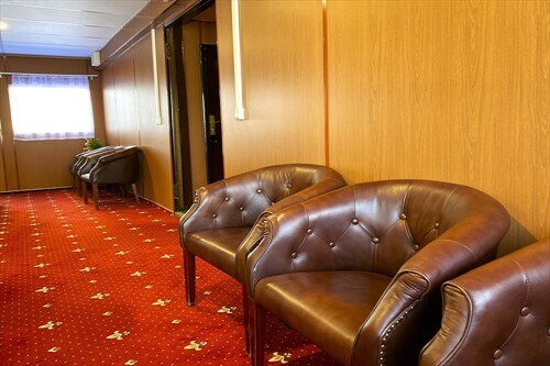 Зона отдыха на средней палубе