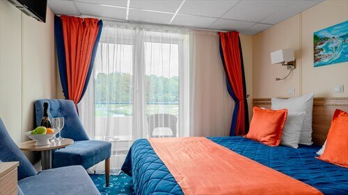 Полулюкс с балконом