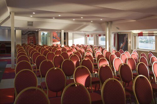 Конференц-зал