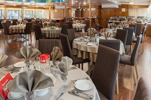 Бар-ресторан «Нева»