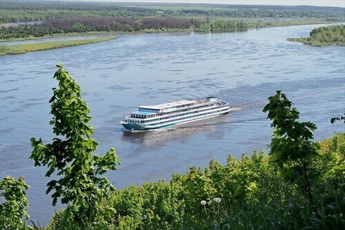 Теплоход «Владимир Маяковский»