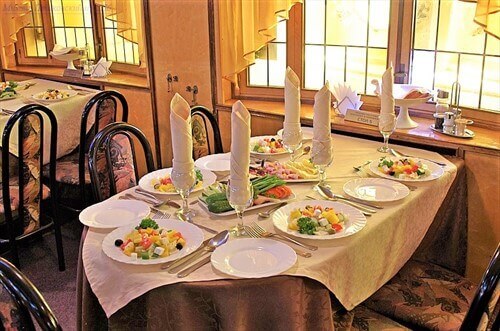 Ресторан на главной палубе