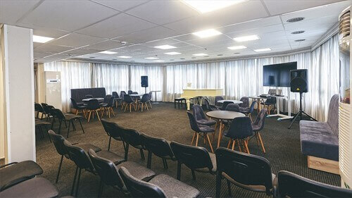 Конференц-зал